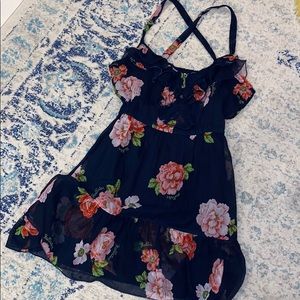 Hollister cross back dress
